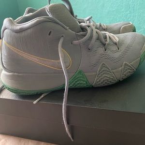 Shoes worn once! Jordans, Son of Low, size 8